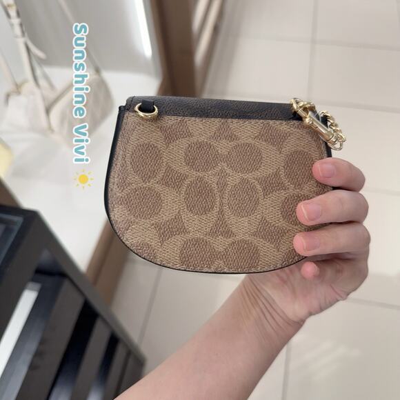 NWT Coach Turnlock Card Case In Blocked Signature Canvas CZ474 Gold/Walnut/Tan - Picture 4 of 5